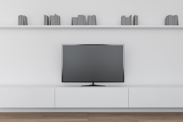 40-inch TV