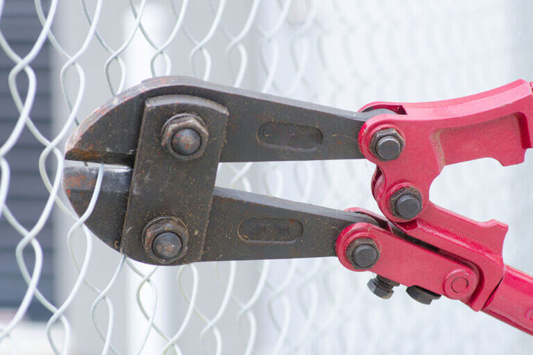 bolt cutter