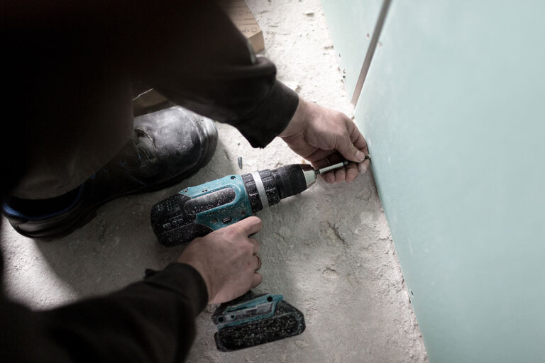 drywall screwdriver