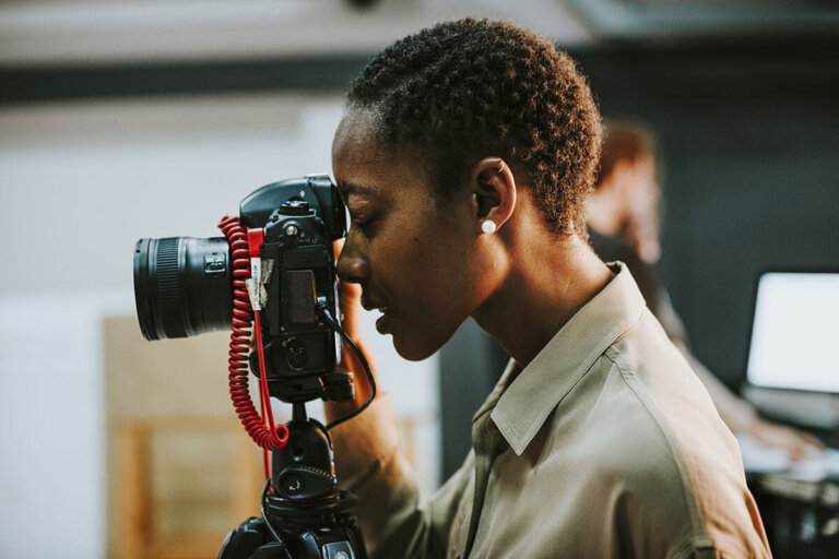 DSLR camera