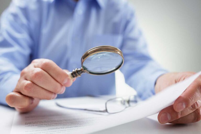 magnifying glass