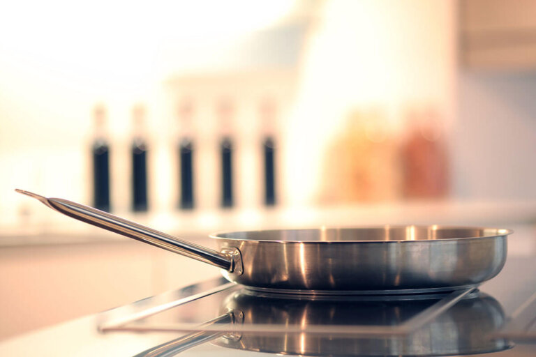 stainless steel skillet