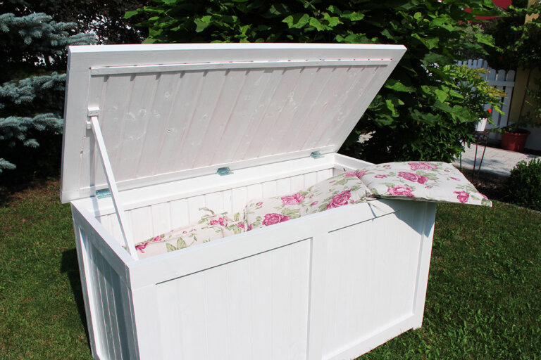 storage trunk