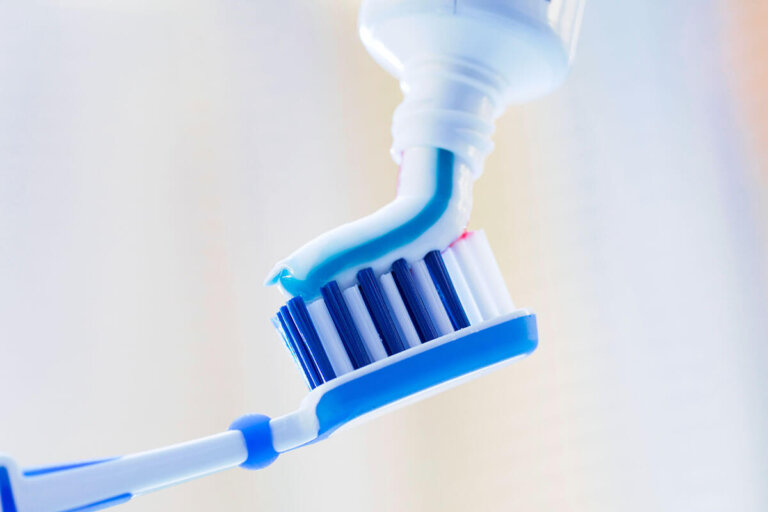 toothbrush