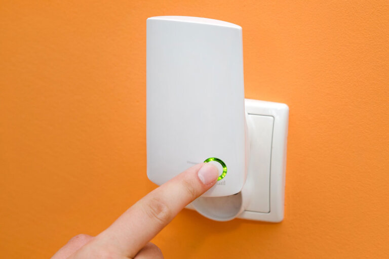 Wi-Fi extender